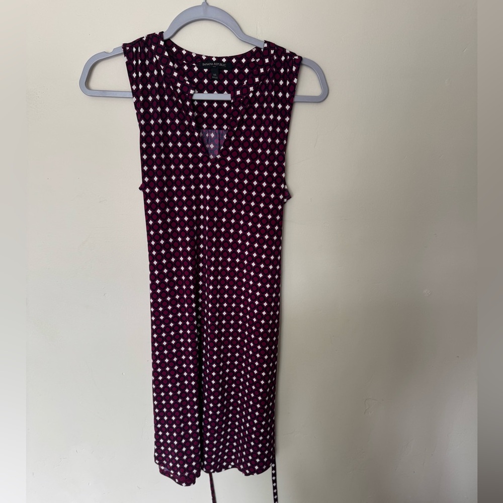 Banana Republic Burgundy and White Geometric Dress